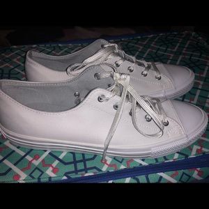 New All White Women’s Converses